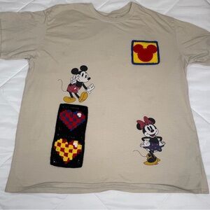 Disney Beige Graphic T-Shirt With Mickey & Minnie Mouse Crochet Patchwork XL